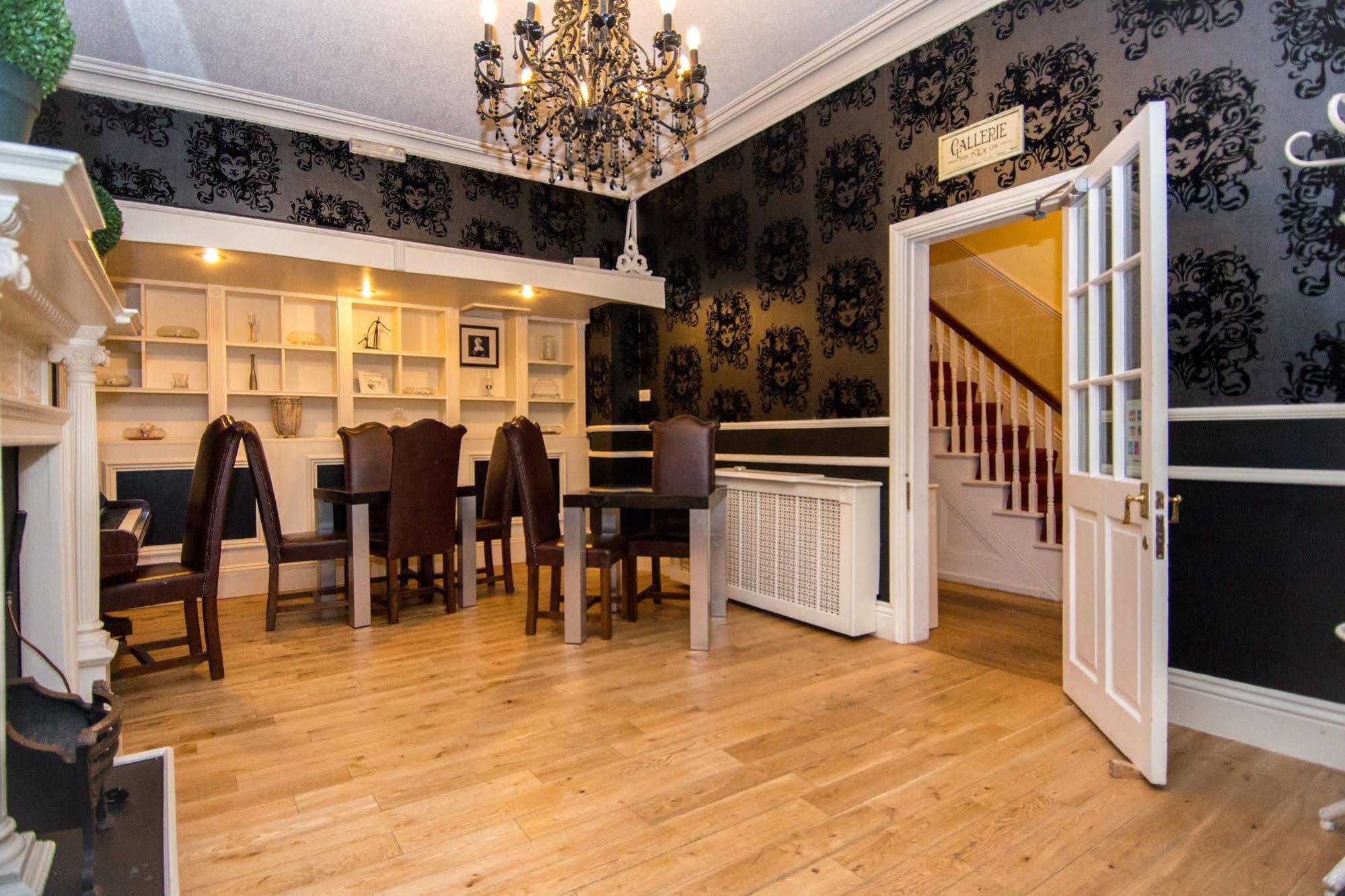 The York Hotel ولفرهامبتون المظهر الخارجي الصورة