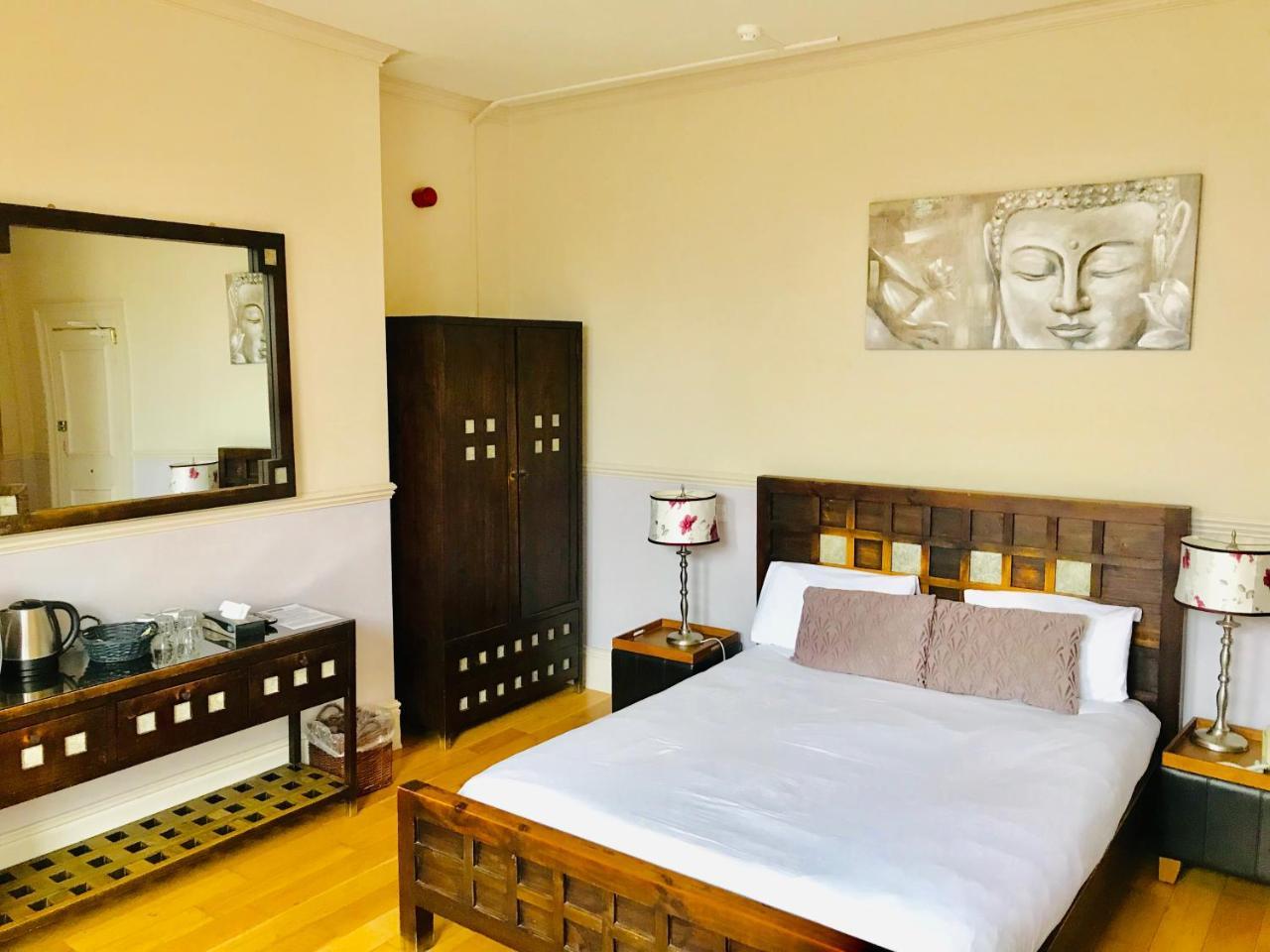 The York Hotel ولفرهامبتون المظهر الخارجي الصورة