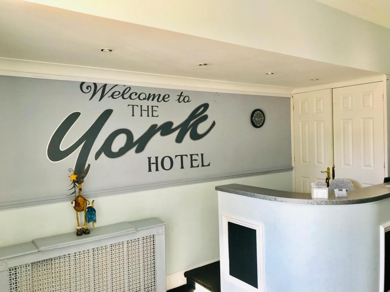 The York Hotel ولفرهامبتون المظهر الخارجي الصورة